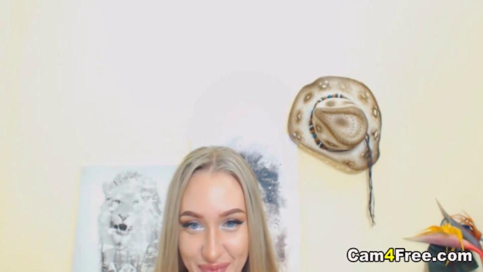 CAM4FREE - Sexy Blonde Toys Her Tight Pussy