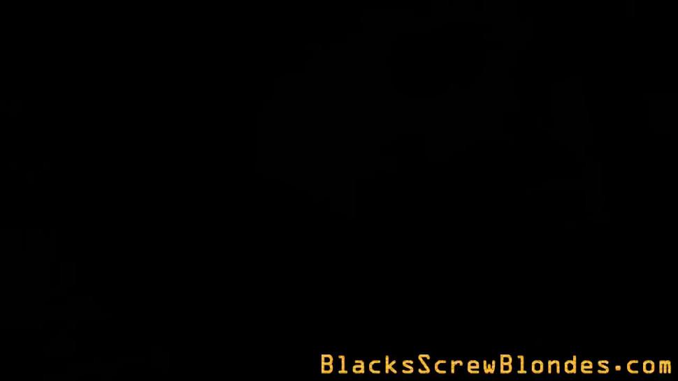 BLACKS SCREW BLONDES - Blonde interracial facial