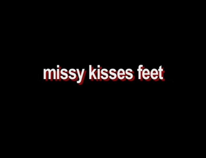 missy kisses feet