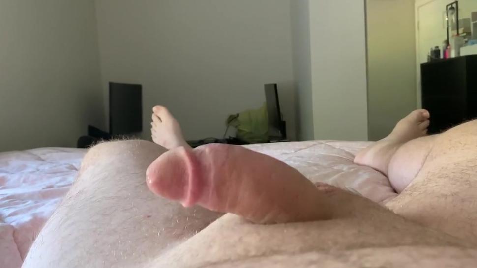 OMG! Chub reveals soft dick that grows huge!