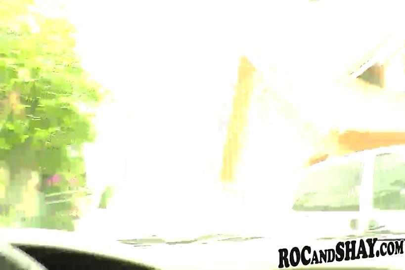 ROCANDSHAY - EBONY WIFE GIVES BLOWJOB PLEASURE IN CAR !!