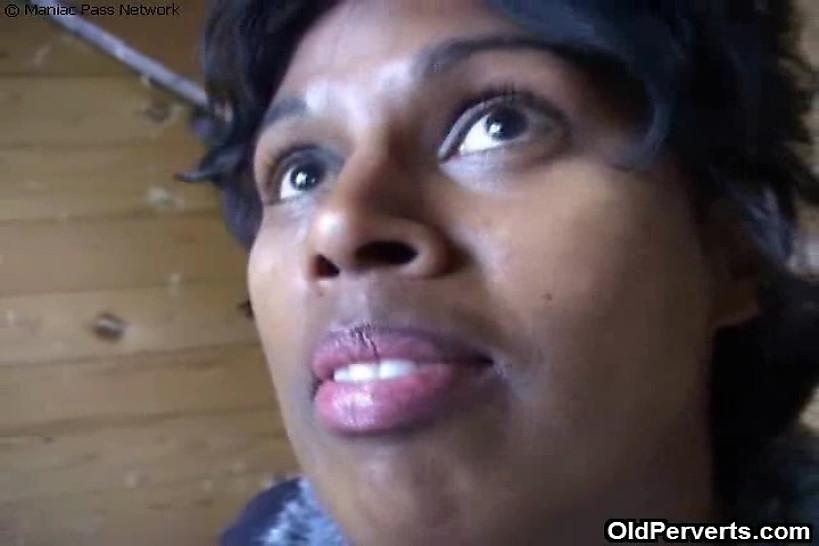 Ebony mounth first time spy
