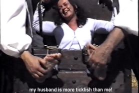 Italian renfaire Woman denies having ticklish feet