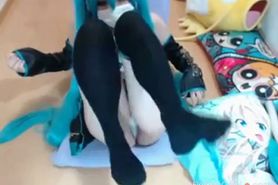 Miku Hatsune a chating and playing 130625 - video 1