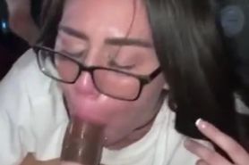 White college slut gives sloppy blowjob