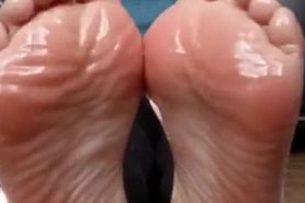 TEEN THICC SOLES / FEET OILED