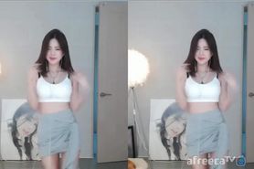 BJ ??? (Chaewon) (Hyuna Hips Lips) Sexy Dance