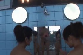 Real asian gal is in a taking a bath spa and getting part1