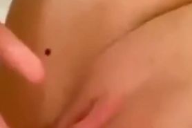 Snapchat Teen Squirting WITH A CAN! IN BATHROOM