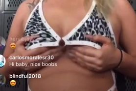 IG live barista babe flashing her boobs