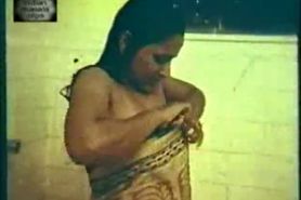 South Indian B Grade Actress young Babilona'a Bath Clip