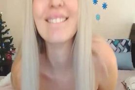 Blonde Babe Stripping Moves Live