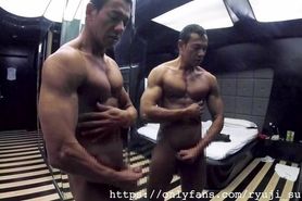 6 pack abs Ryuji cums on the mirror