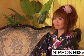 Asian hottie takes off her kimono for fucking - video 1
