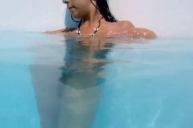 Naughty undine naked in the swimmingpool - video 2