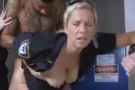 Big Titty White Female Police Officers Take Turns With Black Suspect - Ebo