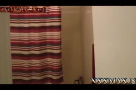 Surprise mom in shower