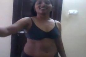 Sexy amateur Indian girl masturbating