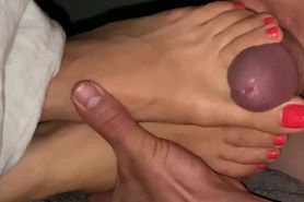 Tasty  Toes To Screw At Night (By Jossie Fox)