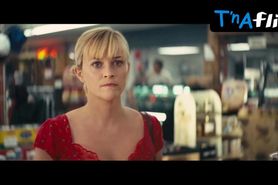 Reese Witherspoon Sexy Scene  in Hot Pursuit