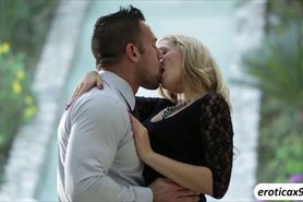 Big assed babe Mia Malkova pussy is licked from behind