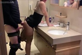 Big ass cheating wife on real homemade