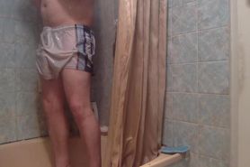 Huge Dick Taking A Shower In Aussie Bums