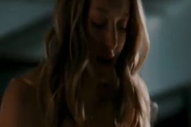 Amanda Seyfried in Chloe [4]