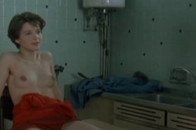 Juliette Binoche nude - Rendez-vous - 1985