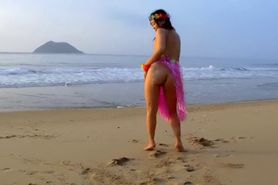 Chinese Beauty Beach Strip Photographer Oral Sex