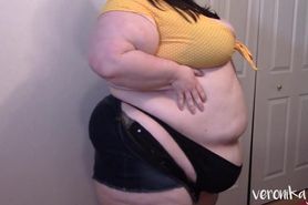 ssbbw belly play in tight clothes