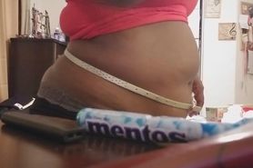 Ebony belly bloat and rub down