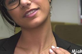 Sexual maid mia khalifa with large tits is using a sex toy