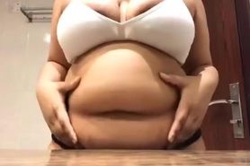 Sexy Teen Fatty shows off weight gain and sits on counter