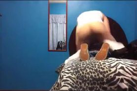 Pussy gagging from her behind pov