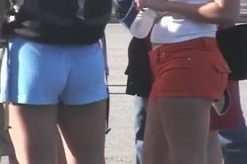 Upskirts 7 In France SEXY VIEWING GIRLS - NV