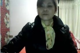 Chinese Grandma Strips Off Her Clothes