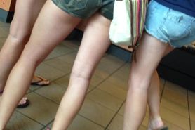 Candid sexy teens perfect bootys in shorts