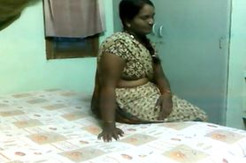 Pretty Indian Aunty Fucked by Older Guy on Hidden Cam