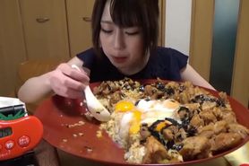 japanese girl 4.5kg 20min Challenge! belly stuffing