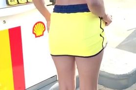 Little Black Thot Shows Carolina Thug Her Ass & Pussy at Gas Station