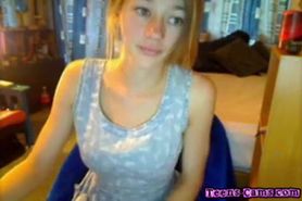 Hot Teen On Live cams Show