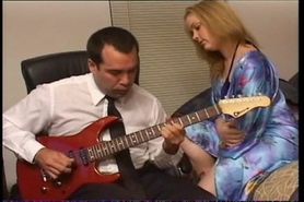 Home lesson: guitar & sex
