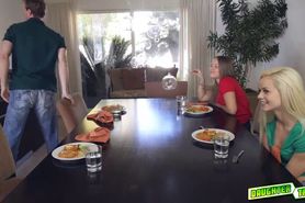 Lisa Rowes dad feed Elsa Dream his big matured cock
