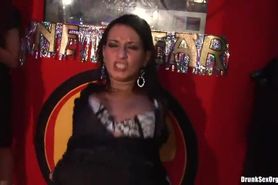 2ff884b179cf5dc7c4154134f67789ac.mp4