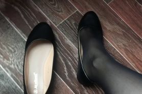 Girl Show Feet in Black Nylon SHOEPLAY FETISH BLACK Stockings
