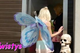 Twistys - Busty Blonde housewife Krissy Lynn dominates small pixie Piper Perri
