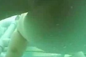 ca976b2afdbf7db8dfe508e42e475c7b.mp4