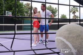 Spy Fam - Stepbro Gives Tennis Lesson To Horny Stepsister