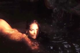 Poonam Pandey Naked 2 Full Pussy Show video in HD dont miss it